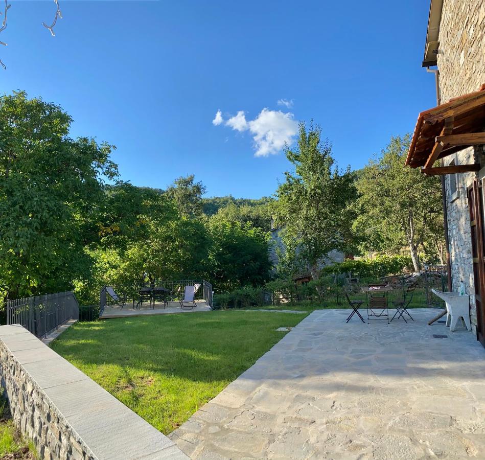 Agriturismo Vezzano 丘西-德拉弗娜 外观 照片